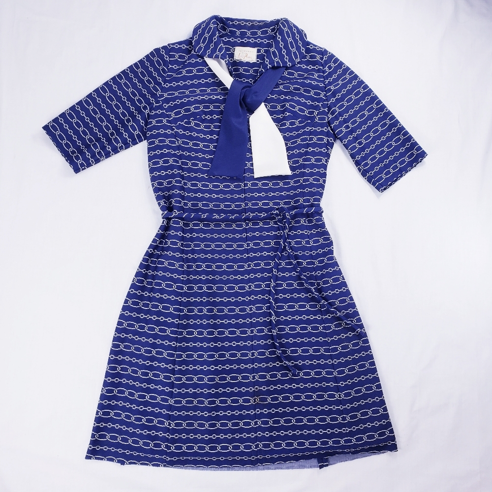 Vintage 60s mod tie neck patterned shirt dress